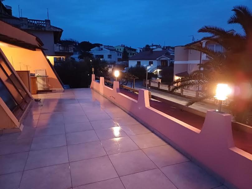 Apartmani Delas 2 Pjescana Uvala Εξωτερικό φωτογραφία