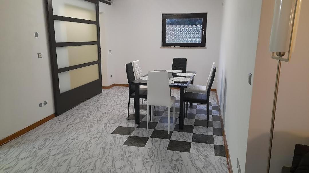 Apartmani Delas 2 Pjescana Uvala Εξωτερικό φωτογραφία