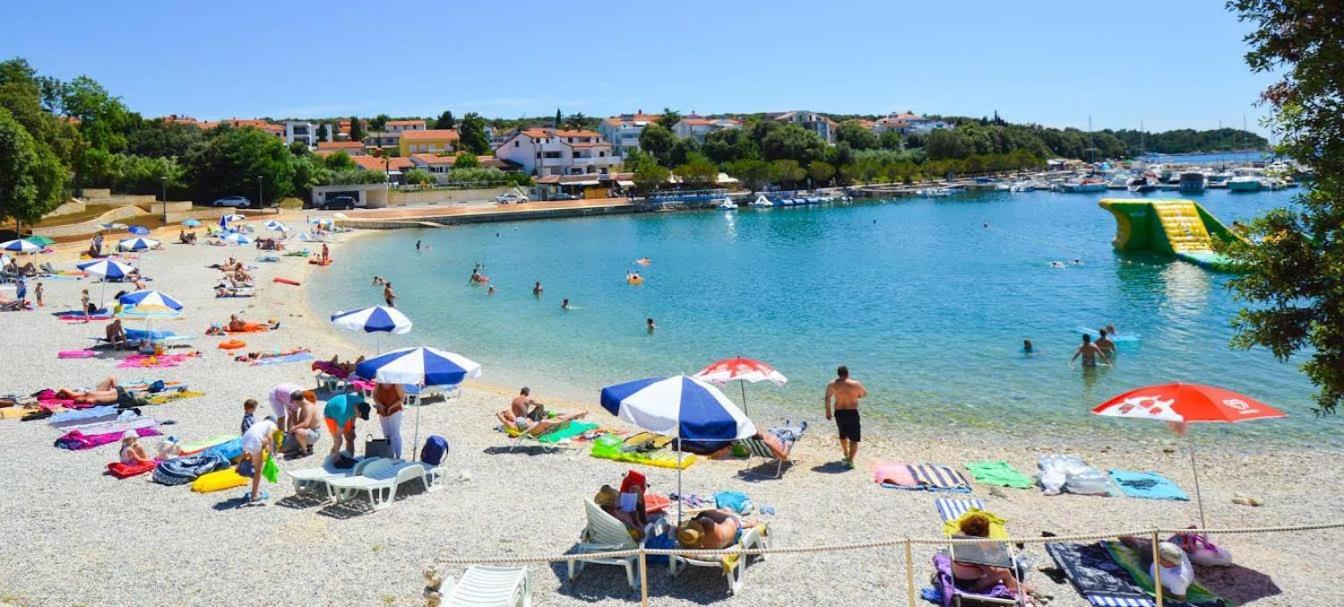 Apartmani Delas 2 Pjescana Uvala Εξωτερικό φωτογραφία