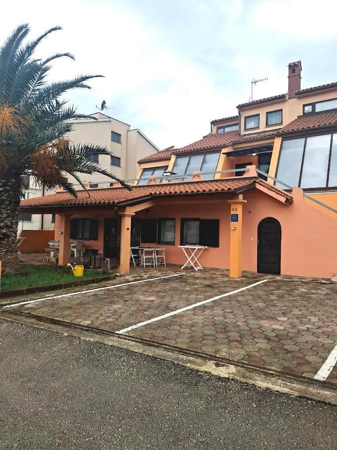 Apartmani Delas 2 Pjescana Uvala Εξωτερικό φωτογραφία